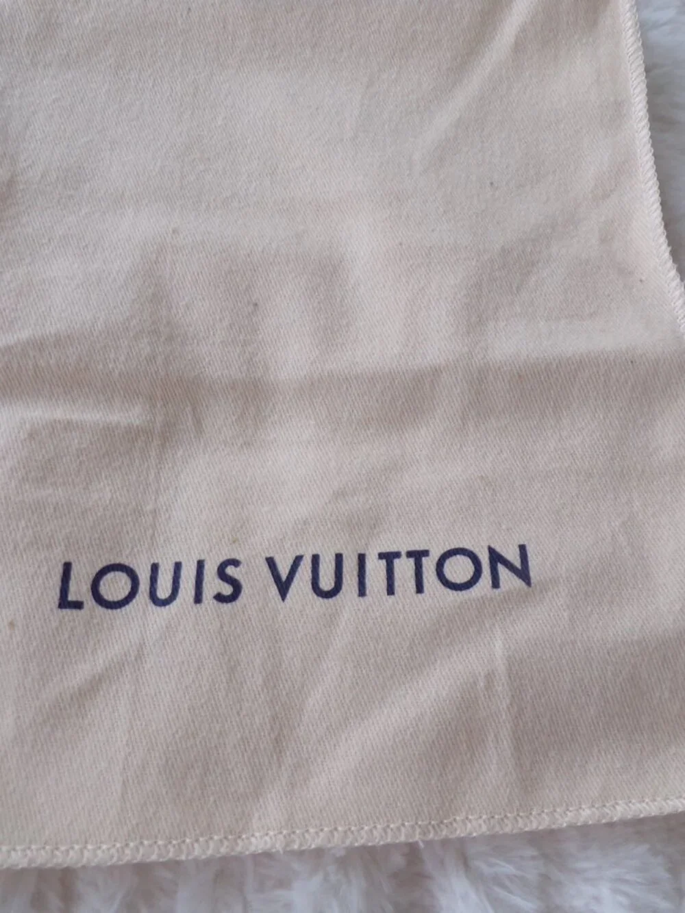 Louis Vuitton LV monogram i phone case billfold wallet - Picture 10 of 12